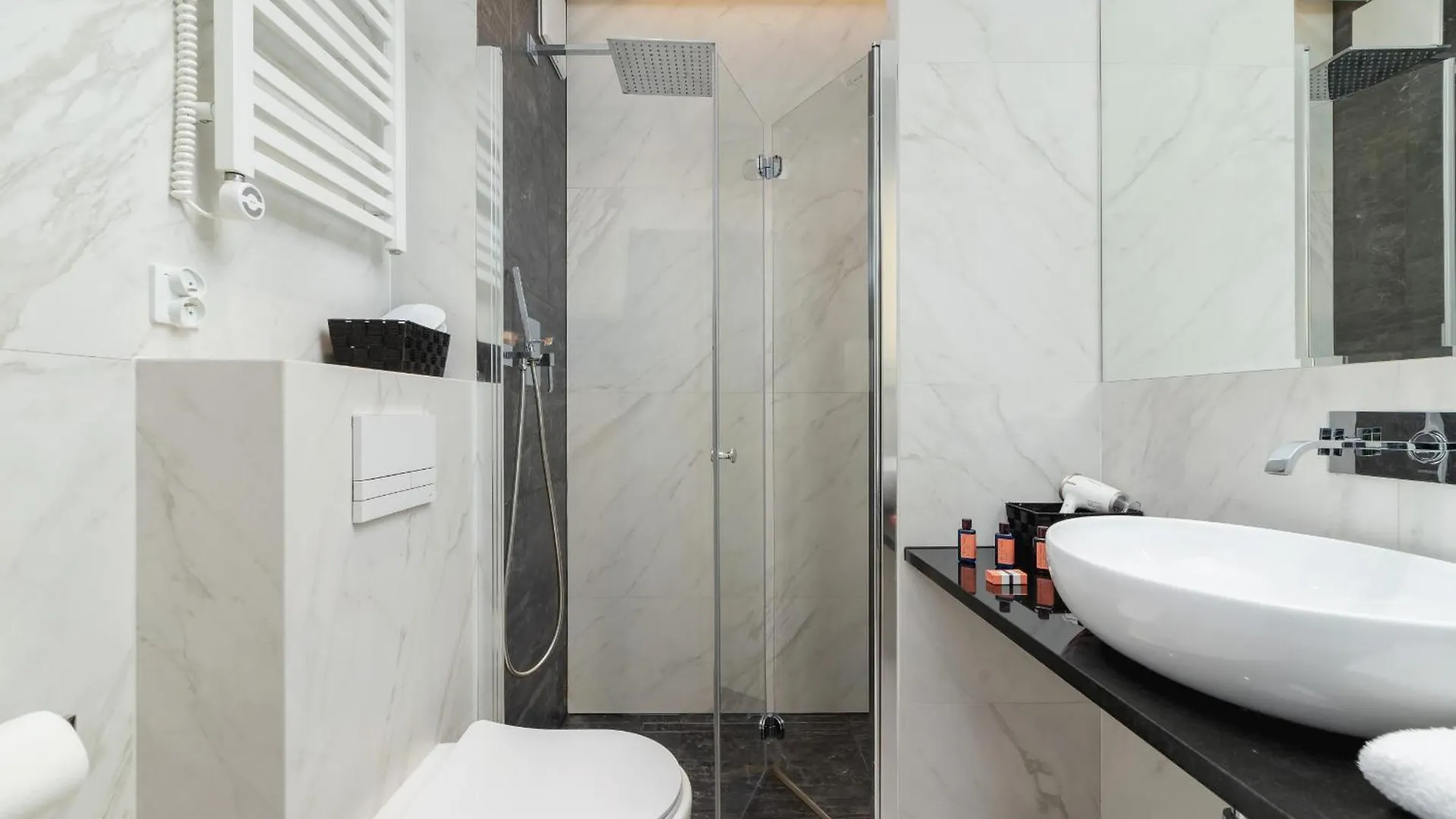 Modern Apartment Old Town Cracow By Noclegi Renters Krakow